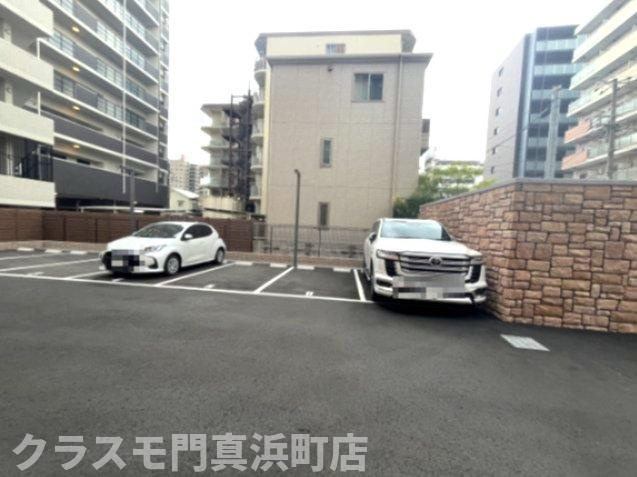 プレジオ森之宮の駐車場