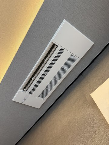 渋谷区千駄ヶ谷４丁目の中古マンションの冷暖房・空調設備|ビルトインエアコン（リビング）