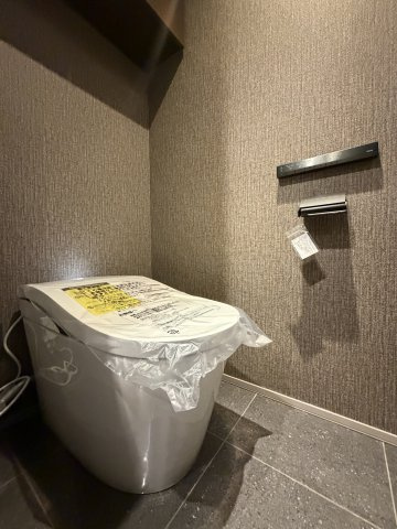 渋谷区千駄ヶ谷４丁目の中古マンションのトイレ|タンクレストイレ