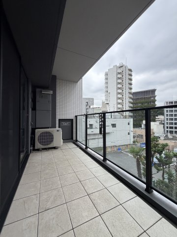 渋谷区千駄ヶ谷４丁目の中古マンションのバルコニー