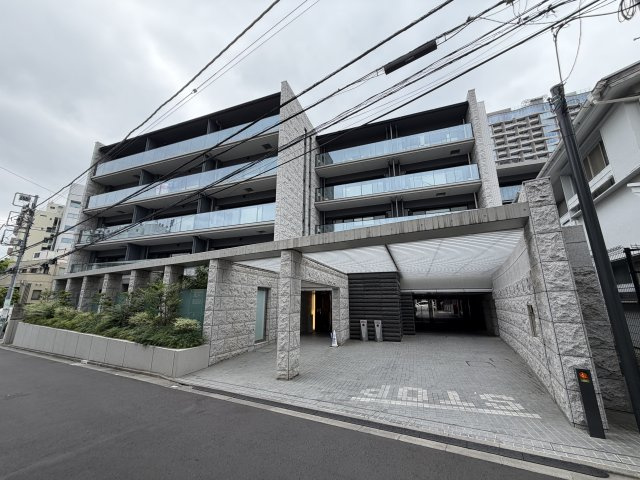 シティハウス神宮北参道の外観
