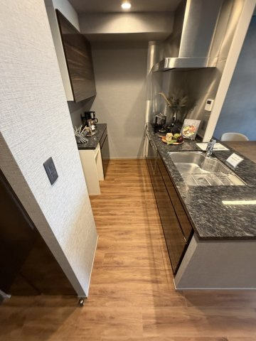 渋谷区千駄ヶ谷４丁目の中古マンションのキッチン