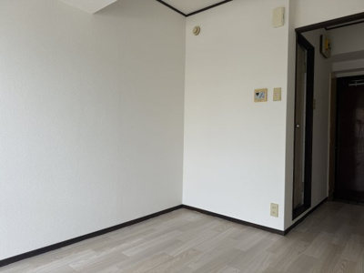 【寝室】