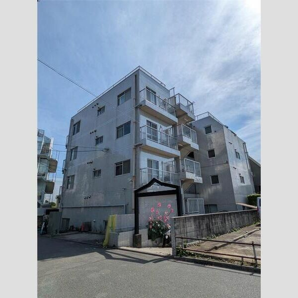 Ｆコート田園調布のエントランス