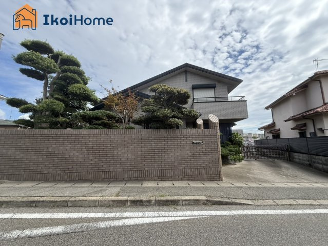 明石市大久保町大窪　中古戸建のバルコニー|●年中無休：見学時間9:00～20:00・当日予約可●豪華な外観！令和３年に屋根葺替え工事済み！