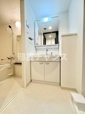エステムコート名古屋TWIN WESTの独立洗面台