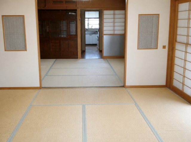 みどり町　売り住宅の和室