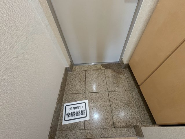 INOVE若江北の玄関