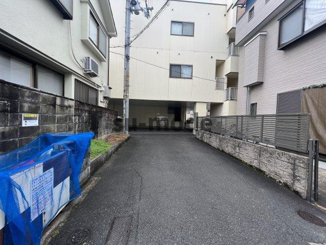 YD千代田の周辺