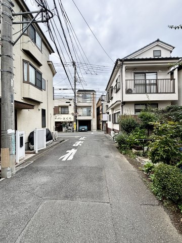 【前面道路含む現地写真】の画像