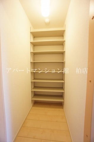 ラフレシールⅡの玄関