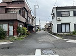 土地　鏡島精華1丁目の前面道路含む現地写真|南東三差路から北へ