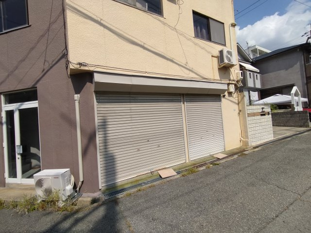 豊中市螢池北町３丁目の店舗事務所