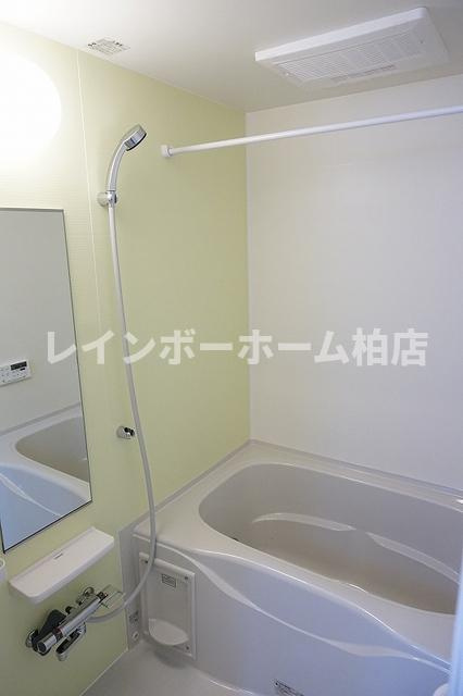 【仲介手数料：50％OFF】対象物件！の浴室|追い焚き機能・浴室乾燥機があります