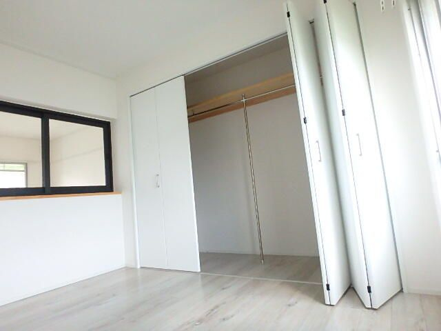 川崎市麻生区下麻生１丁目の賃貸マンションの寝室