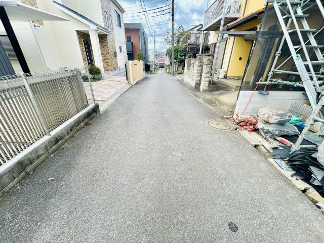 佐倉市上志津03期の前面道路含む現地写真