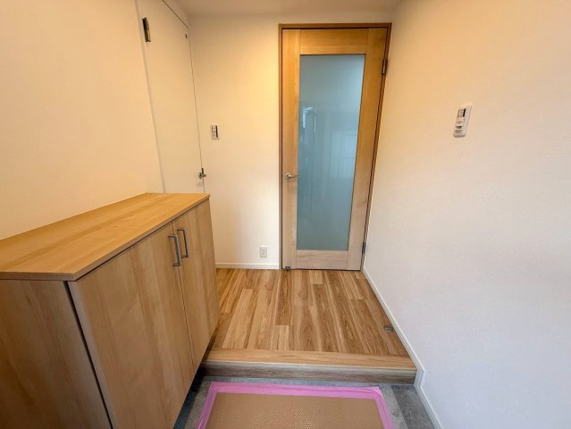 シンフォニー東向日の玄関