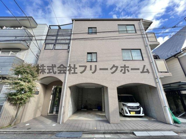 グランデッサ代沢の外観