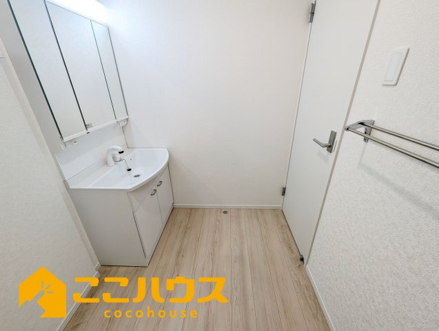浦添市西原第6　クレイドルガーデン　新築戸建て　全2棟　2号棟の脱衣所|脱衣所