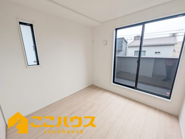 浦添市西原第6　クレイドルガーデン　新築戸建て　全2棟　2号棟の洋室|洋室5.2帖