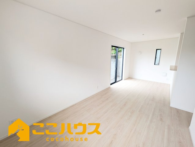 浦添市西原第6　クレイドルガーデン　新築戸建て　全2棟　2号棟の居間・リビング|LDK14.5帖
