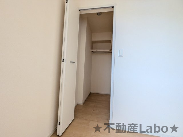 板野郡藍住町乙瀬字乾のアパートの収納