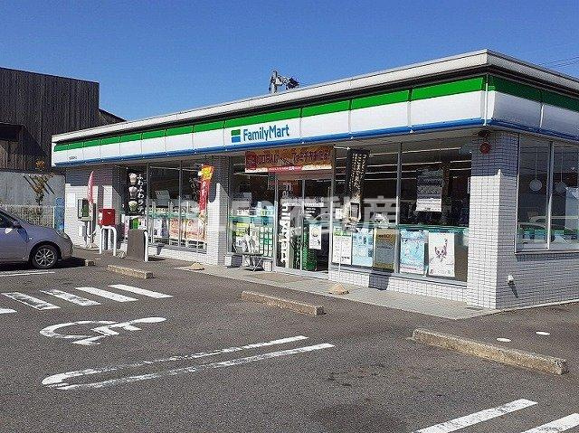 ネオ薬師寺Ｂの周辺|ファミリーマート薬師寺店まで750m