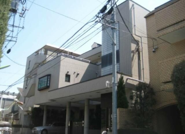 シュペリュールコートの外観