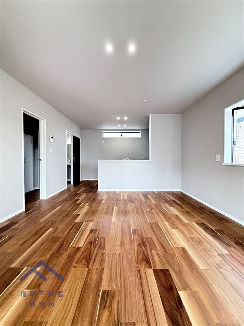 宗像市樟陽台１丁目　戸建ての居間・リビング