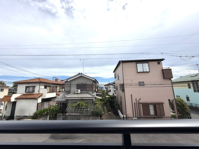 越谷市大泊１期１号棟FIT-ACE　新築戸建の展望|空が広く感じられる気持ちの良い眺望。仕事や家事の合間にリフレッシュできます。