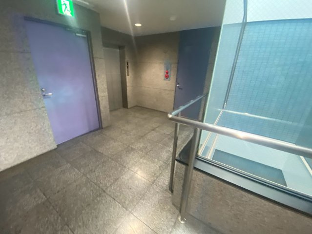 宮崎ビル１のロビー