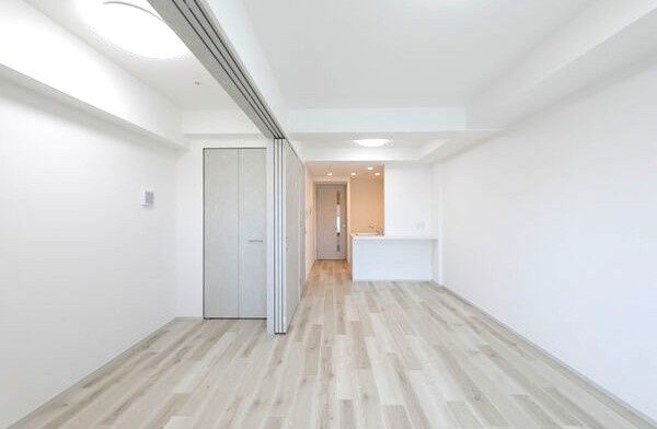 S-RESIDENCE高岳bresaの居間・リビング