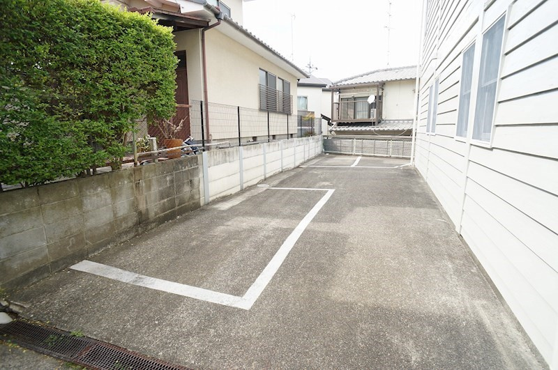 カサ・フィレンツェの駐車場
