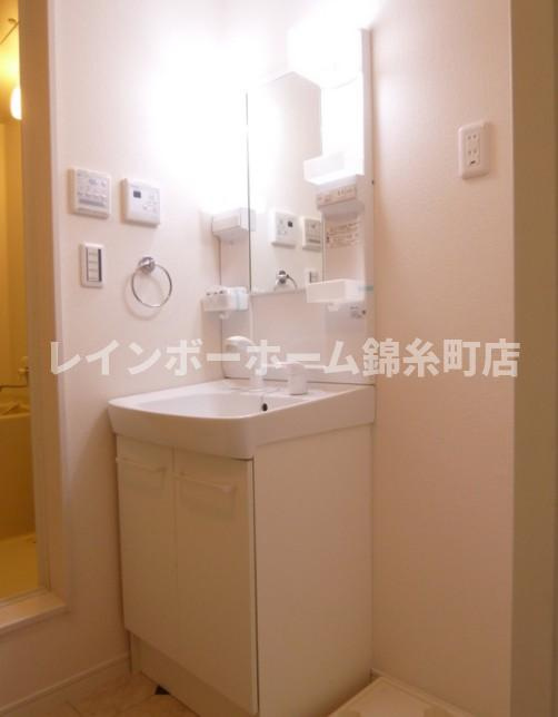 AJ八潮の独立洗面台