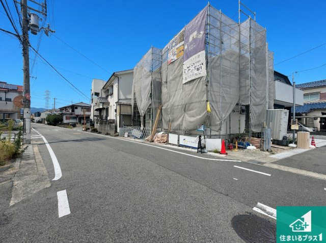 ■24日(土)25日(日)現地ご見学可能！　伊丹市堀池　第13期の前面道路含む現地写真|周辺は落ち着いた街並みの住宅地！子育てがしやすい住環境です！まだ未完成ですが、現地でしかわからない事もございます。是非一度ご覧ください。