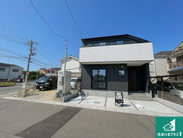 伊丹市堀池　第13期　新築一戸建ての外観|周辺は落ち着いた街並みの住宅地！子育てがしやすい住環境です！まだ未完成ですが、現地でしかわからない事もございます。是非一度ご覧ください。