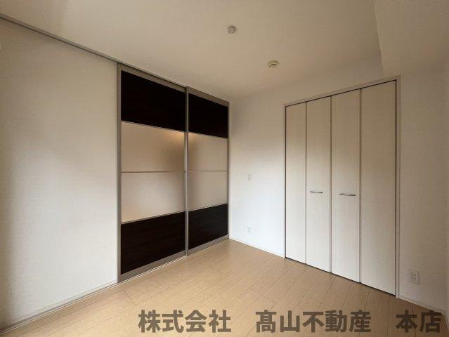 福岡県宗像市土穴2丁目の洋室
