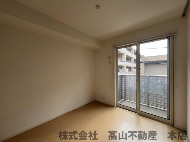 福岡県宗像市土穴2丁目の洋室