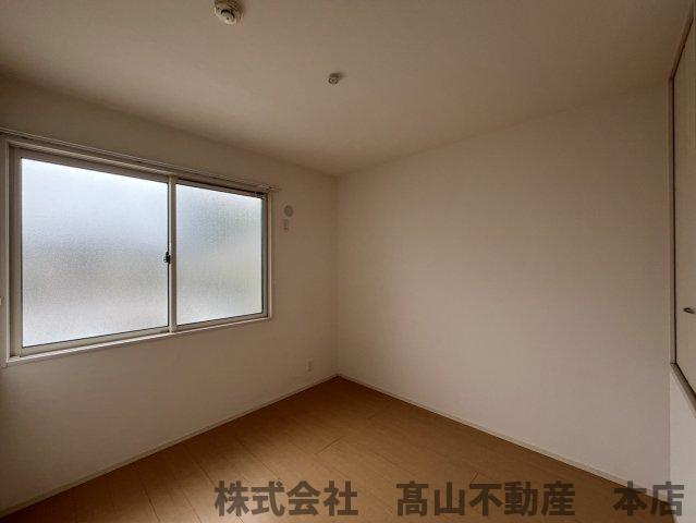 福岡県宗像市土穴2丁目の洋室