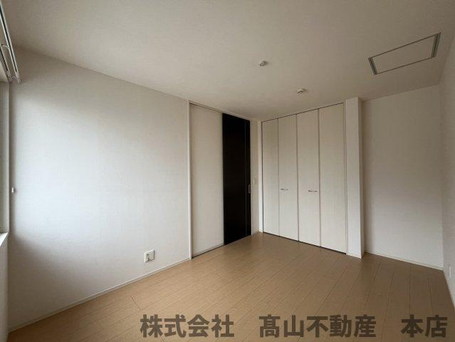 福岡県宗像市土穴2丁目の洋室