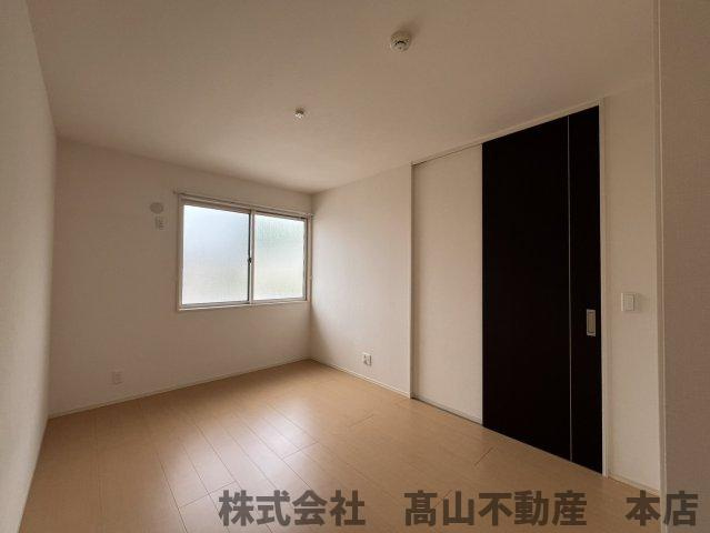 福岡県宗像市土穴2丁目の洋室