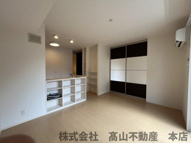 福岡県宗像市土穴2丁目の居間・リビング