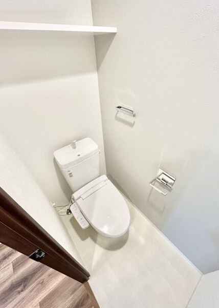 S-RESIDENCE高岳bresaのトイレ
