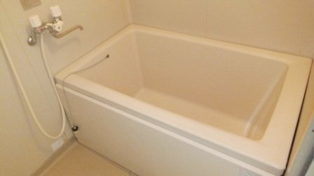 グリーンヒル夏見Ⅲの浴室|給湯式のお風呂です