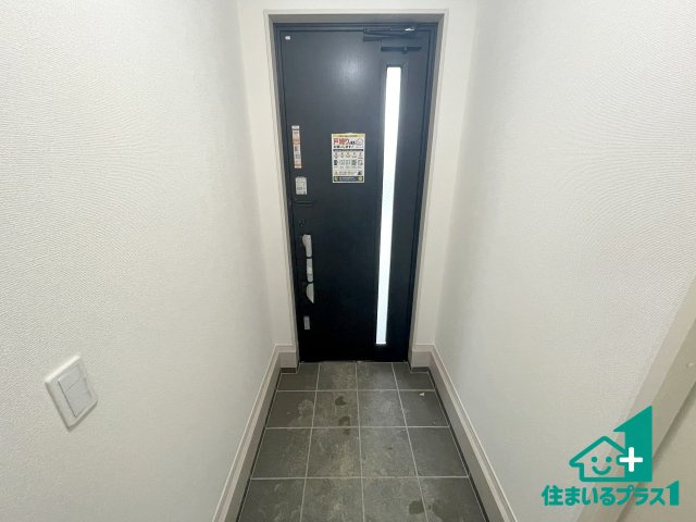 ■枚方市香里ケ丘8丁目　第8期　新築一戸建ての玄関|シューズボックスにはたくさんの靴が収納できるので玄関周りはいつもスッキリ！ご家族が増えても安心！
