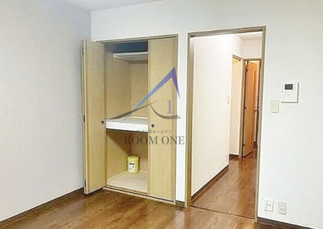 ガーデンハウスＡの居間・リビング|洋室のお部屋です。
