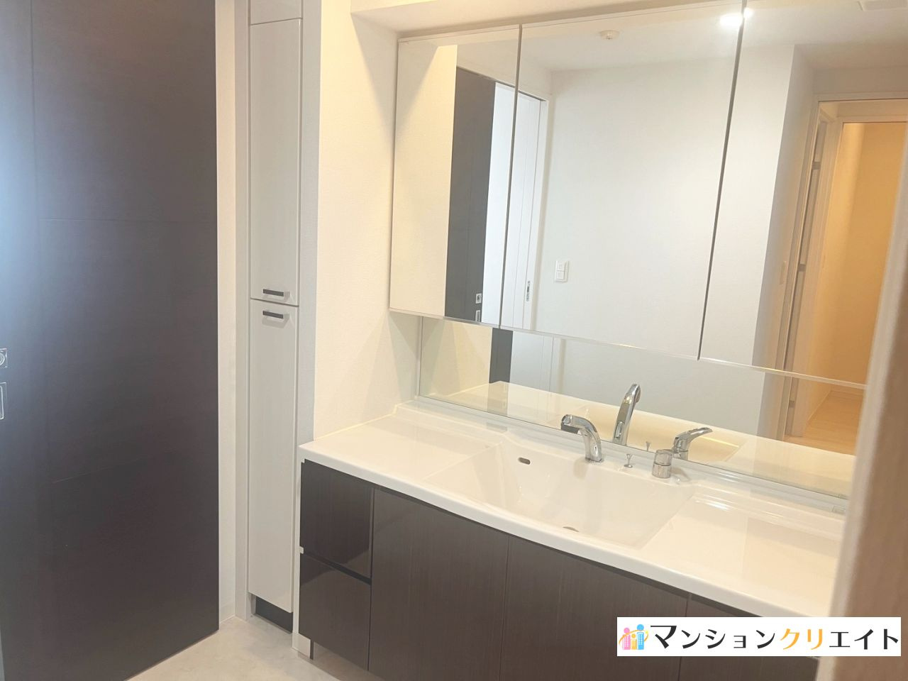 プレミスト大手さくら通りの独立洗面台|システム洗面化粧台