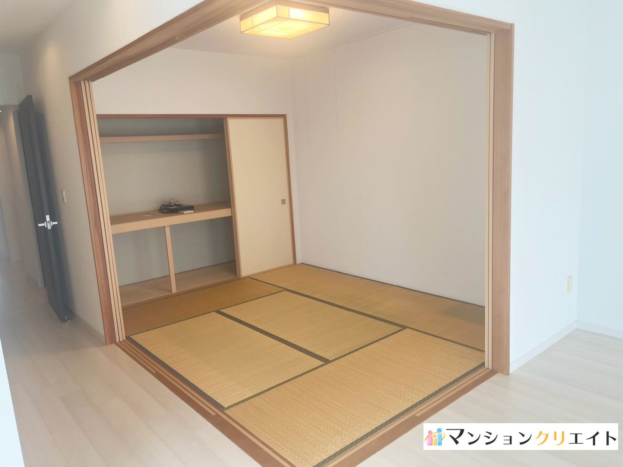 プレミスト大手さくら通りの和室|LDK横の和室6.0帖