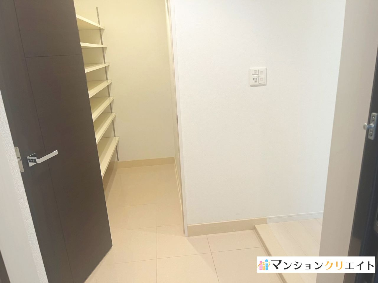 プレミスト大手さくら通りの収納|シューズインクローゼット
