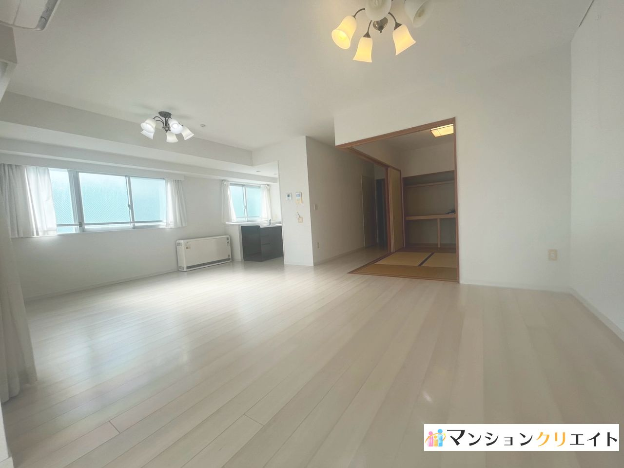 プレミスト大手さくら通りの居間・リビング|LDK約27.3帖